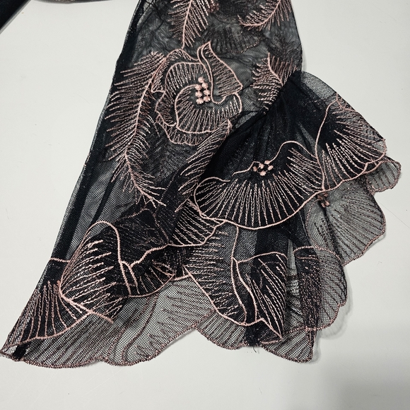 Alfani Floral Embroidered Flounce Sleeve Cottagecore Top Sz M - Picture 10 of 10